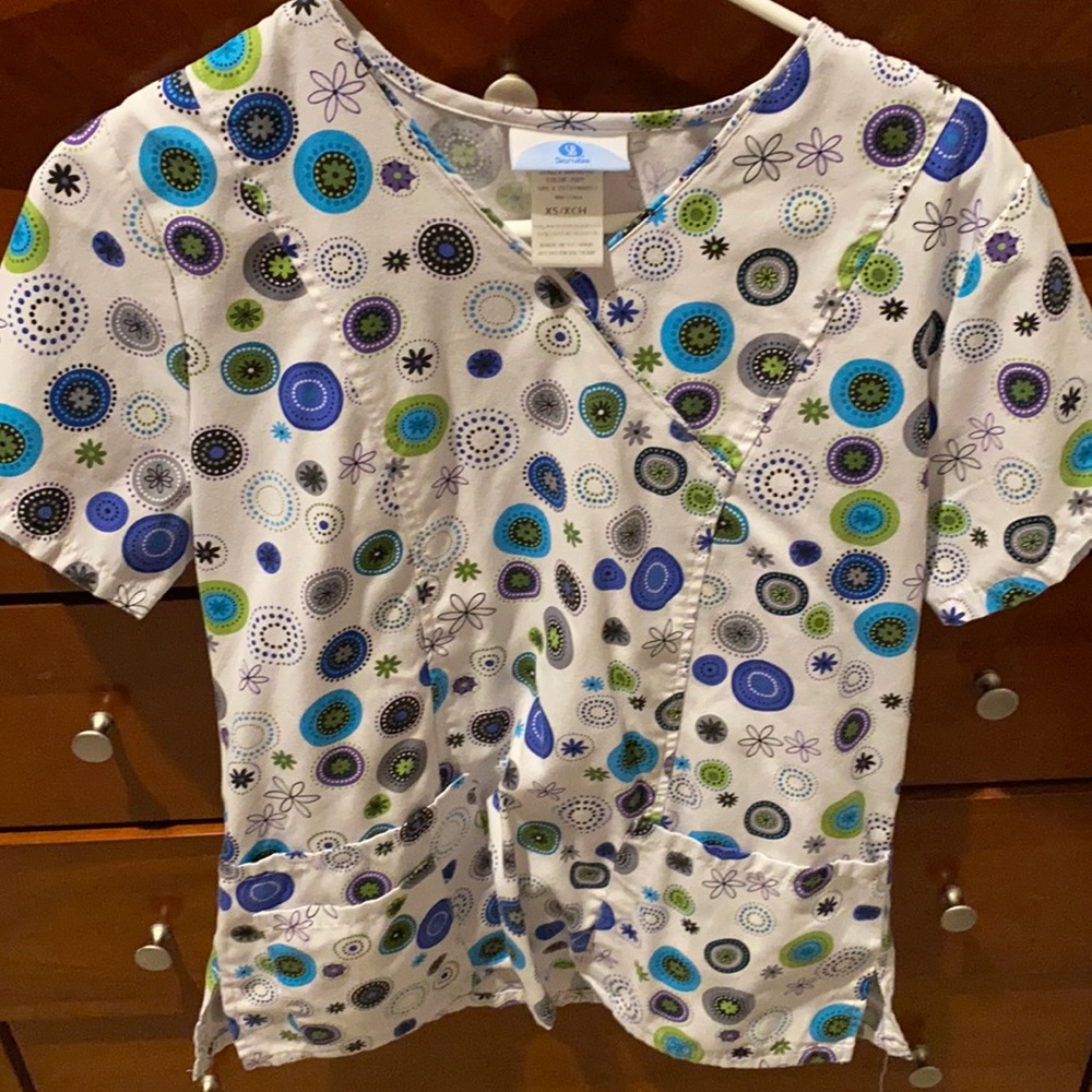 SB Scrubs XS top